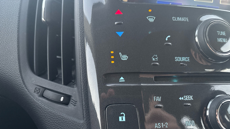 Vauxhall Ampera 111kW Positiv 5dr Auto Electric Hatchback